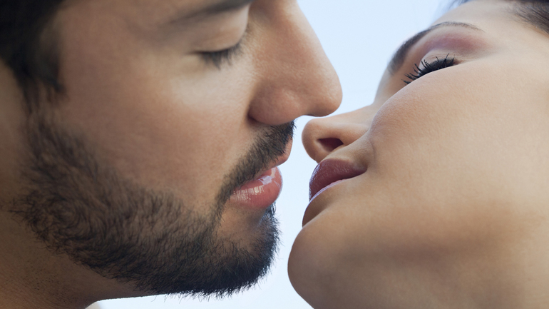 Το ερωτικό φιλί στις διαφορετικές κουλτούρες